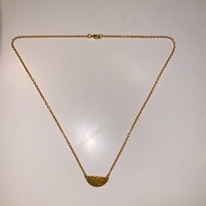 8 in. semi circle gold necklace